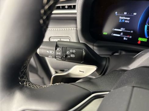 Certified 2025 Lexus LX 700h Overtrail AWD/4WD image 15