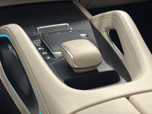 Certified 2023 Mercedes-Benz GLE 450 4MATIC image 38