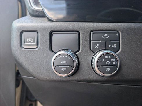 Used 2023 GMC Sierra 1500 Elevation RWD image 30