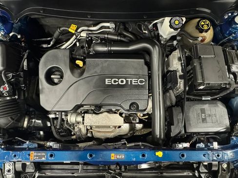 Used 2019 Chevrolet Equinox LT image 32