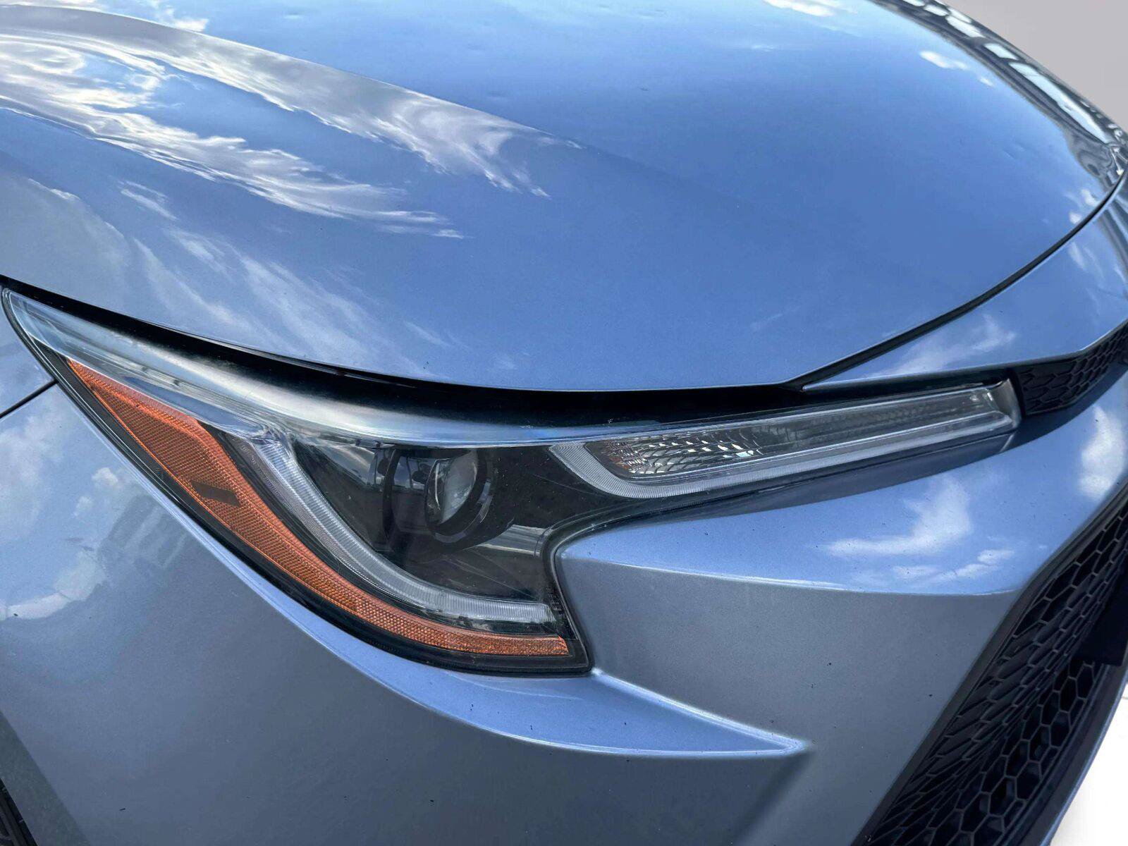 Used 2020 Toyota Corolla LE FWD image 11