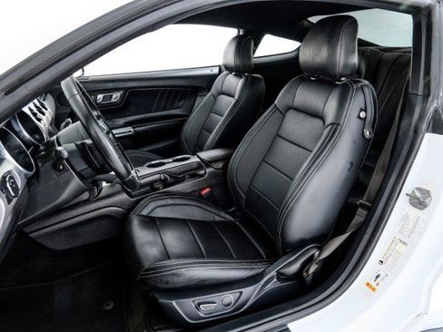 Used 2018 Ford Mustang GT Premium w/ Black Accent Package RWD image 27