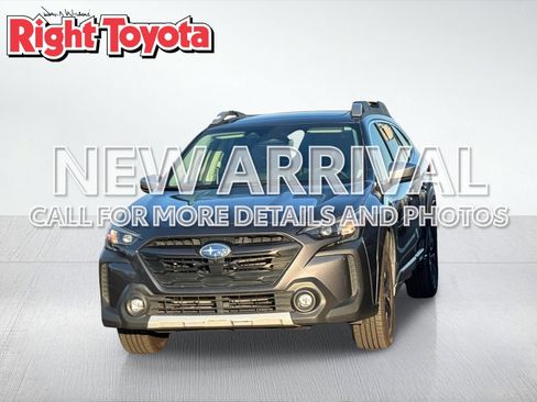 Used 2023 Subaru Outback Touring XT AWD/4WD image 1