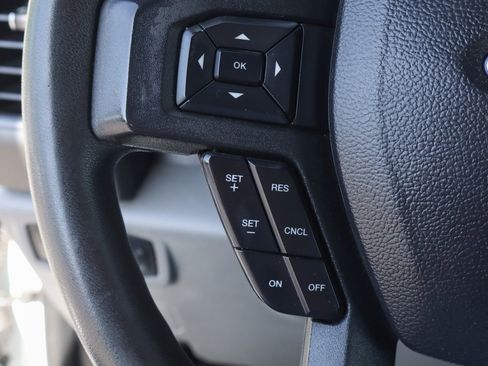 Used 2020 Ford F250 XL w/ Power Equipment Group image 28