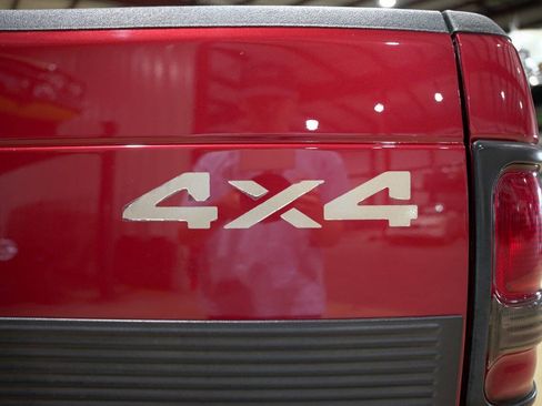 Used 1997 Dodge Ram 1500 Truck 4x4 Regular Cab image 25