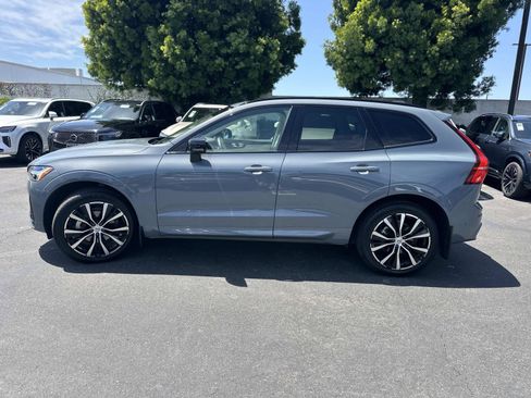 Certified 2024 Volvo XC60 B5 Plus w/ Climate Package AWD/4WD image 8