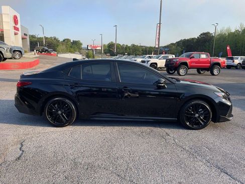 Used 2026 Toyota Camry SE image 2