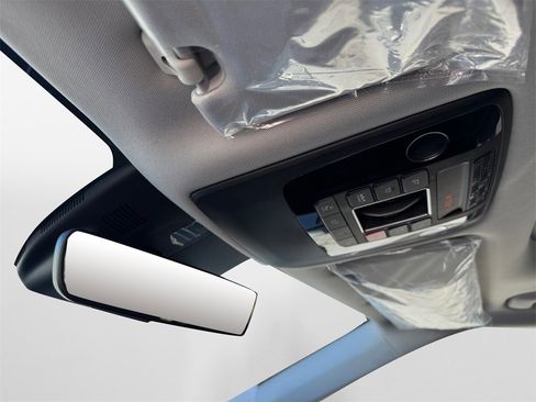 New 2026 Kia Carnival SX image 27