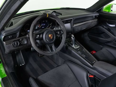 Used 2019 Porsche 911 GT3 RS RWD image 4