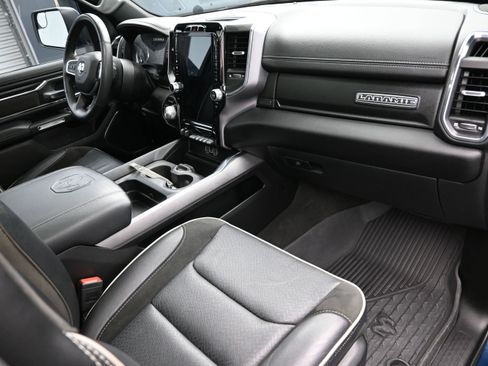 Used 2024 RAM 1500 Laramie AWD/4WD image 39