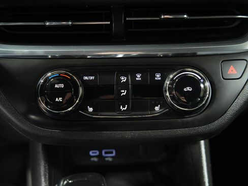 Used 2024 Buick Envista Preferred w/ Convenience I Package image 40