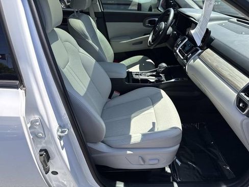 Used 2023 Kia Sorento X-Line EX AWD/4WD image 9