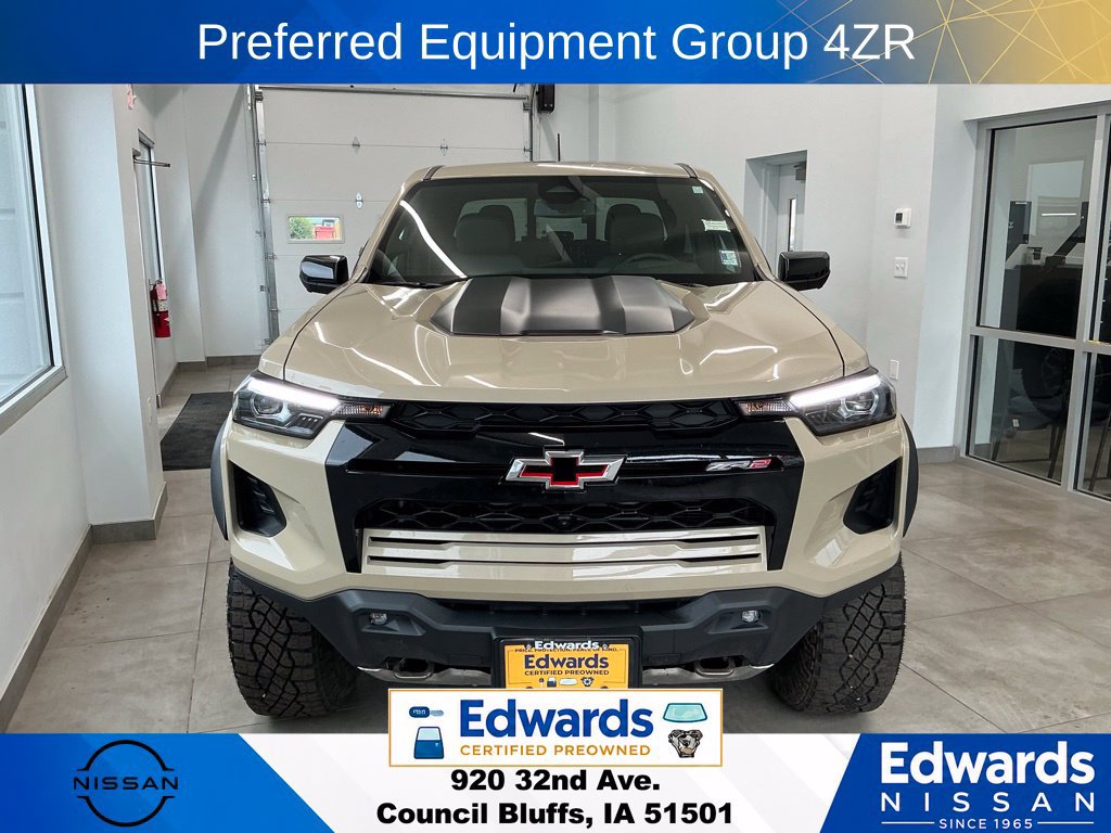 Used 2023 Chevrolet Colorado ZR2 w/ ZR2 Convenience Package III AWD/4WD image 3