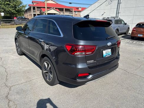Used 2019 Kia Sorento EX w/ EX Touring Package FWD image 4