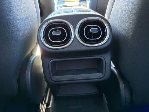 New 2026 Mercedes-Benz GLC 300 4MATIC image 19