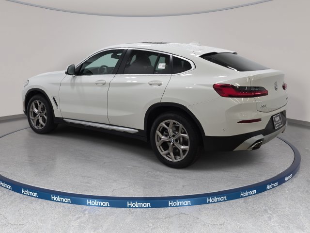Used 2022 BMW X4 xDrive30i w/ Parking Assistance Package AWD/4WD image 8