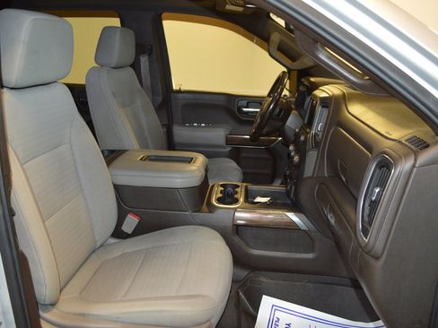 Used 2019 Chevrolet Silverado 1500 LT Trail Boss image 11