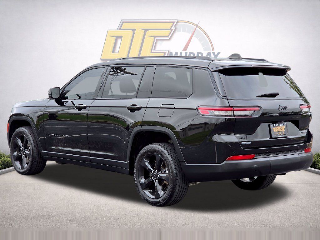 Used 2024 Jeep Grand Cherokee L Limited w/ Black Appearance Package AWD/4WD image 7