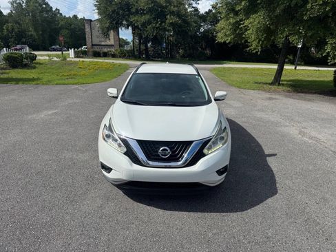 Used 2015 Nissan Murano SV FWD image 2