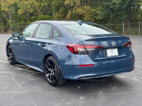 Certified 2025 Honda Civic FWD Hybrid Sedan image 6