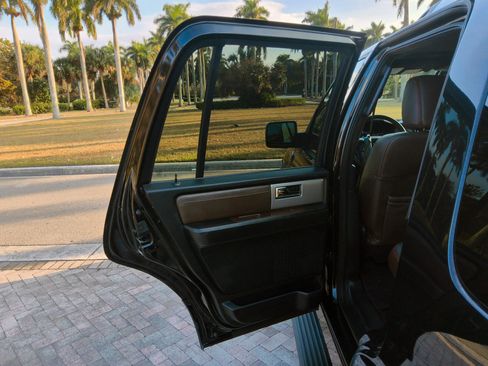 Used 2016 Ford Expedition King Ranch image 31