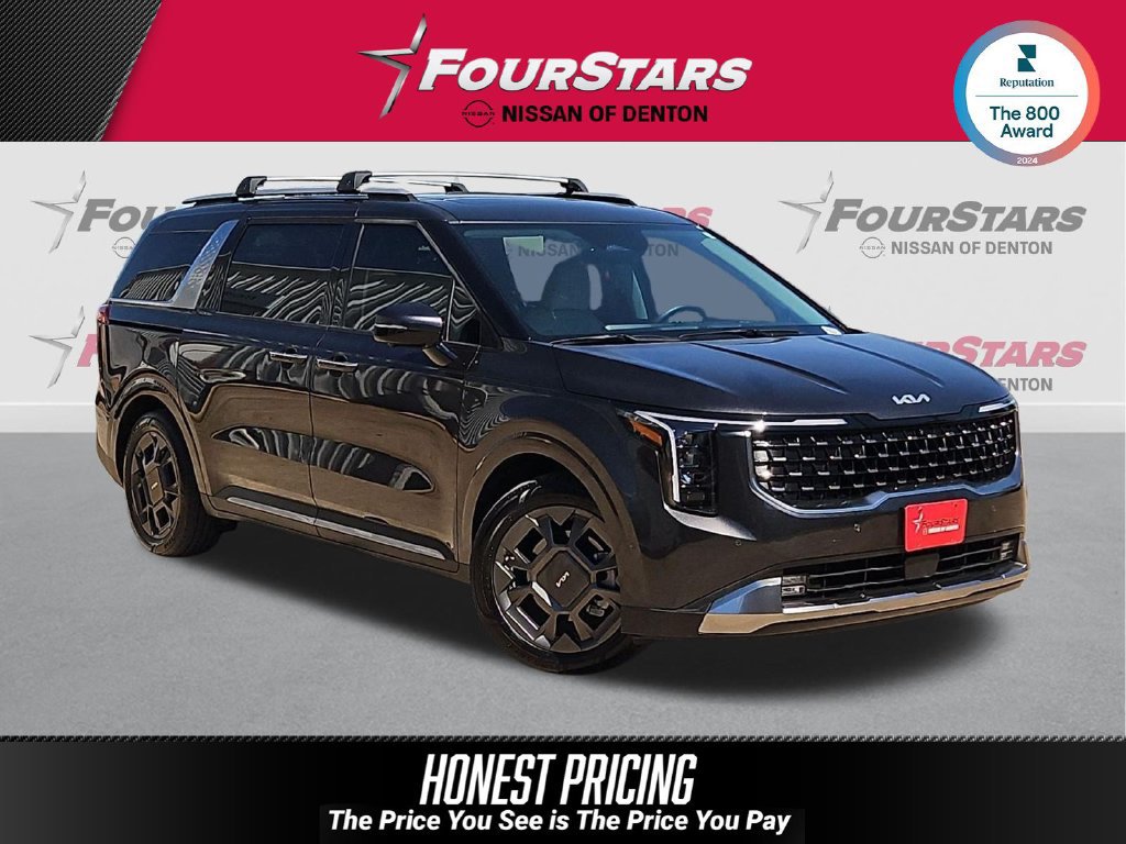 Used 2025 Kia Carnival SX FWD image 1