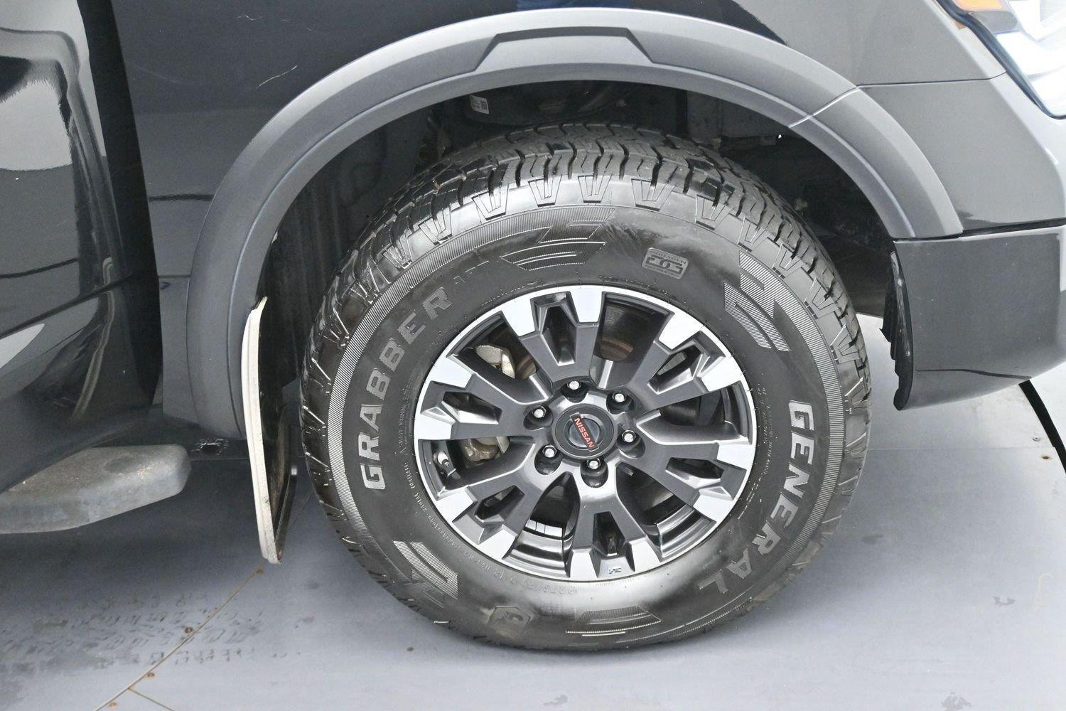 Used 2021 Nissan Titan PRO-4X w/ Pro-4x Convenience Package AWD/4WD image 35