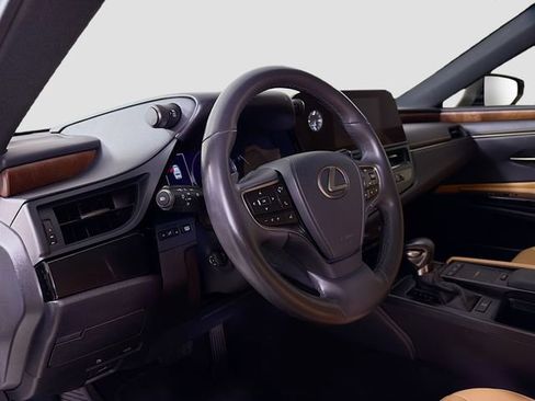 Used 2022 Lexus ES 350 w/ Premium Package image 9