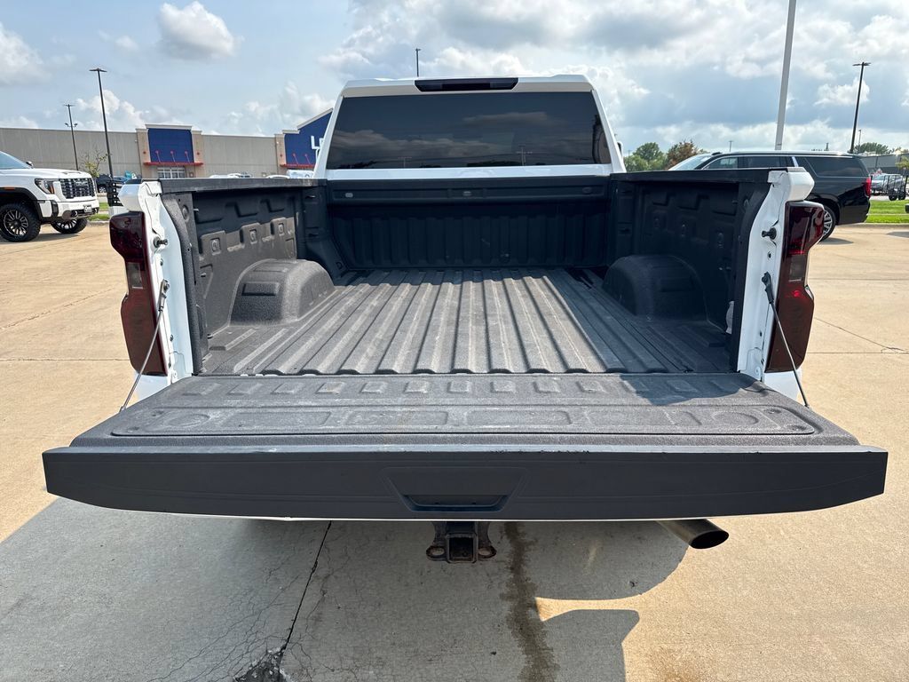Used 2024 Chevrolet Silverado 2500 Custom w/ Custom Value Package AWD/4WD image 5