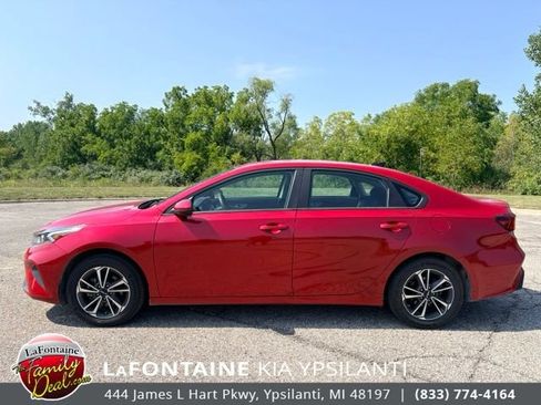 Used 2024 Kia Forte LXS FWD image 2