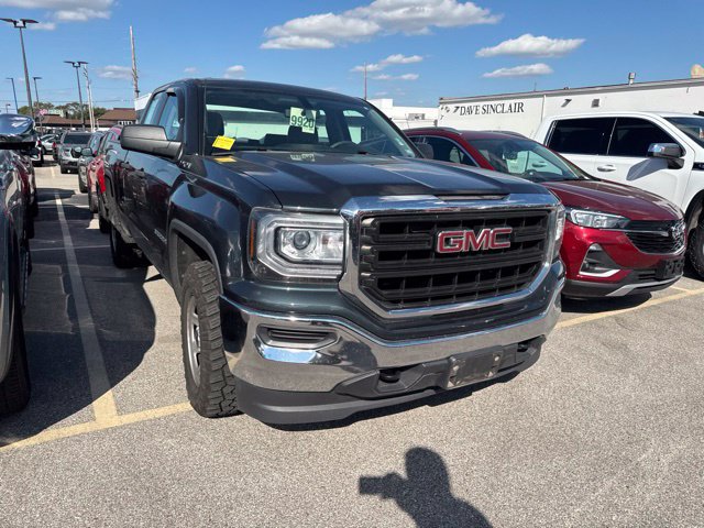 Used 2018 GMC Sierra 1500 4x4 Double Cab w/ Sierra Convenience Package image 6
