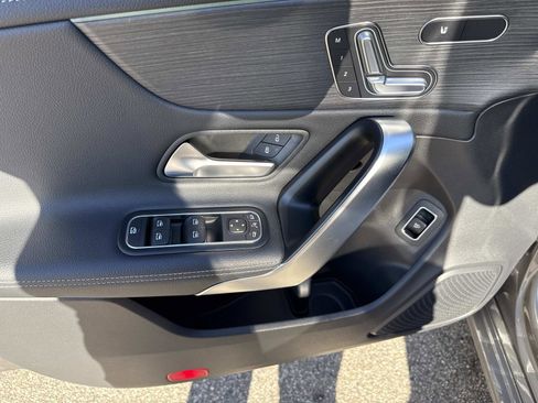 Used 2024 Mercedes-Benz CLA 250 4MATIC image 18