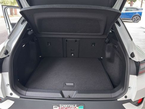 Used 2023 Volkswagen ID.4 Pro S AWD/4WD image 21