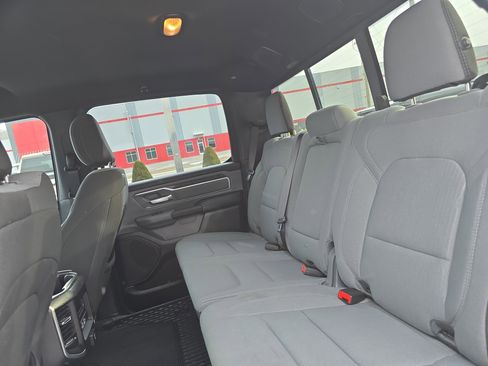 Used 2021 RAM 1500 Big Horn image 15