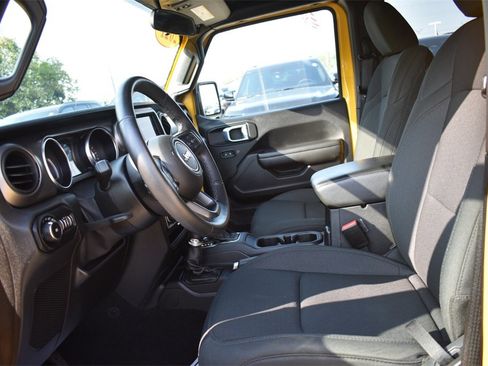 Used 2021 Jeep Wrangler Unlimited Sport image 24