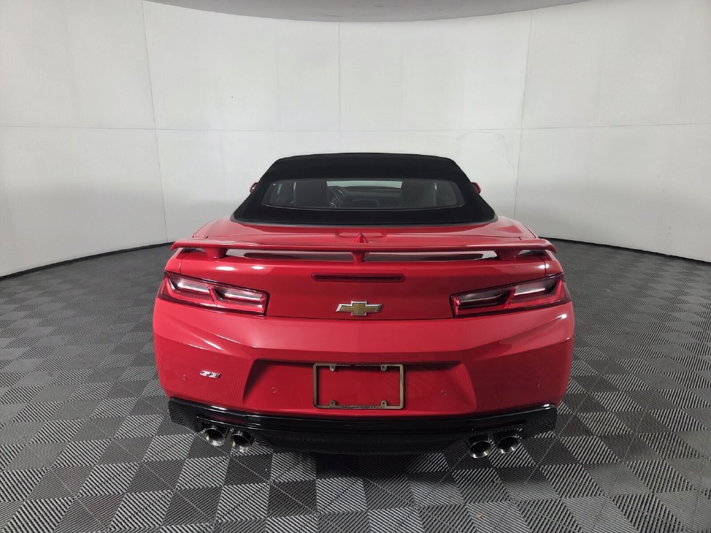 Used 2017 Chevrolet Camaro SS RWD image 6