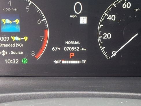 Certified 2023 Honda Pilot Touring image 21