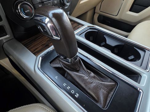 Used 2020 Ford F150 Lariat image 18