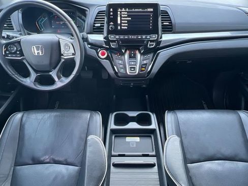 Used 2023 Honda Odyssey Elite image 14
