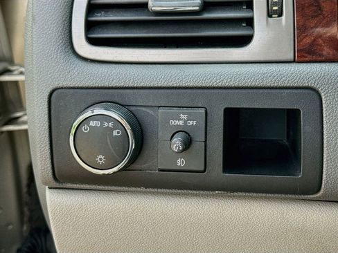 Used 2014 Chevrolet Tahoe LTZ image 10