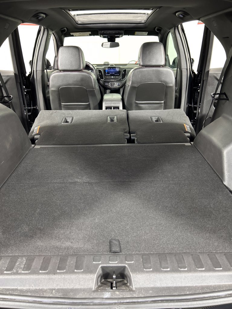 Used 2023 Chevrolet Equinox RS w/ RS Leather Package AWD/4WD image 22