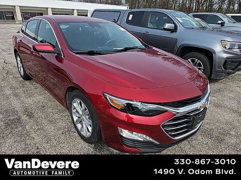 Used 2023 Chevrolet Malibu LT image 1