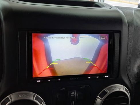 Used 2015 Jeep Wrangler Unlimited Sahara w/ Dual Top Group image 30