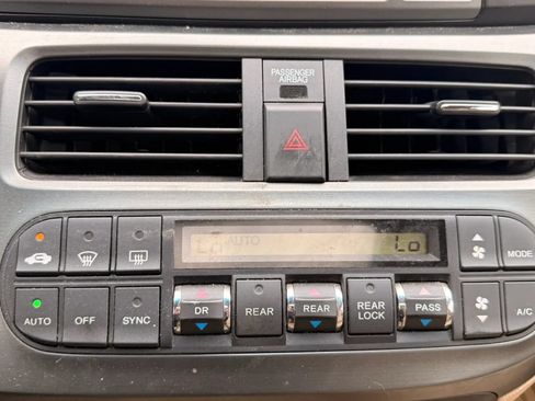 Used 2006 Honda Odyssey Touring image 23