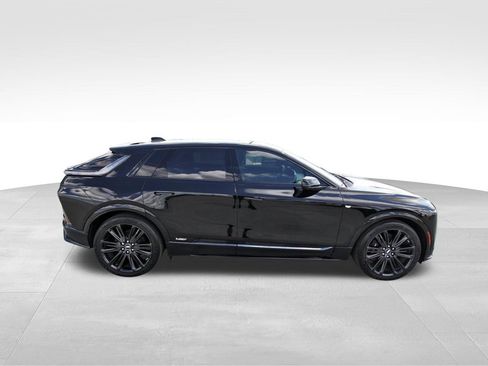 Certified 2026 Cadillac Lyriq V AWD/4WD image 5
