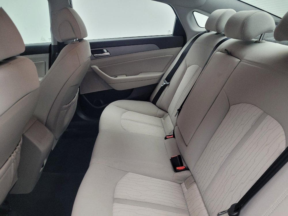 Used 2016 Hyundai Sonata SE FWD image 18