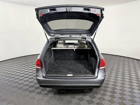 Used 2016 Mercedes-Benz E 350 4MATIC Luxury Wagon image 41