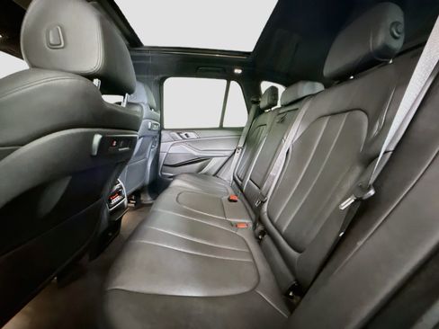 Used 2019 BMW X5 xDrive40i w/ Convenience Package AWD/4WD image 25