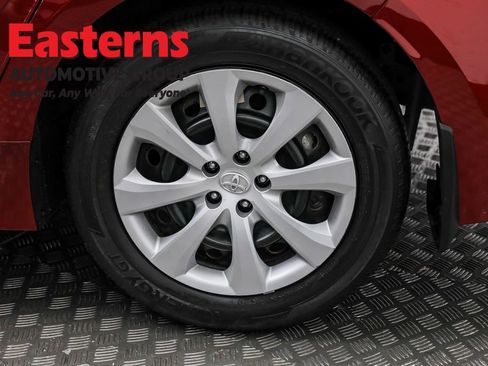 Used 2023 Toyota Corolla LE image 31