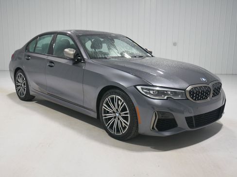 Used 2022 BMW M340i xDrive w/ Driving Assistance Package image 3